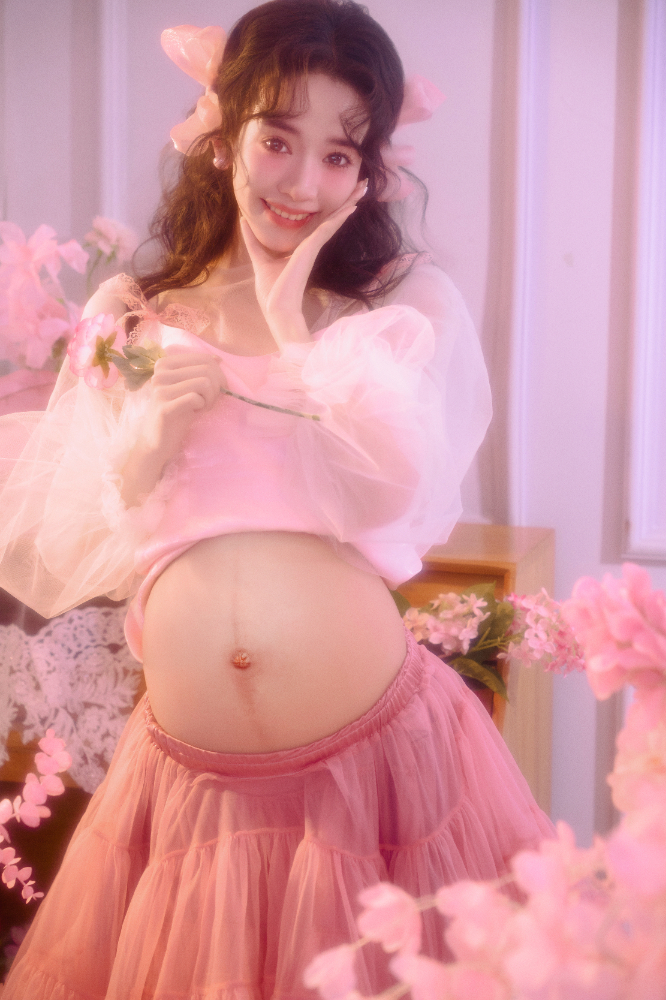 海珠区孕妇照推荐摄影工作室|玛瑞莎5天极速出片+独立包房化妆,孕期美好时光永留存